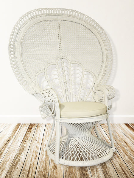 Lea Peacock Chair in White